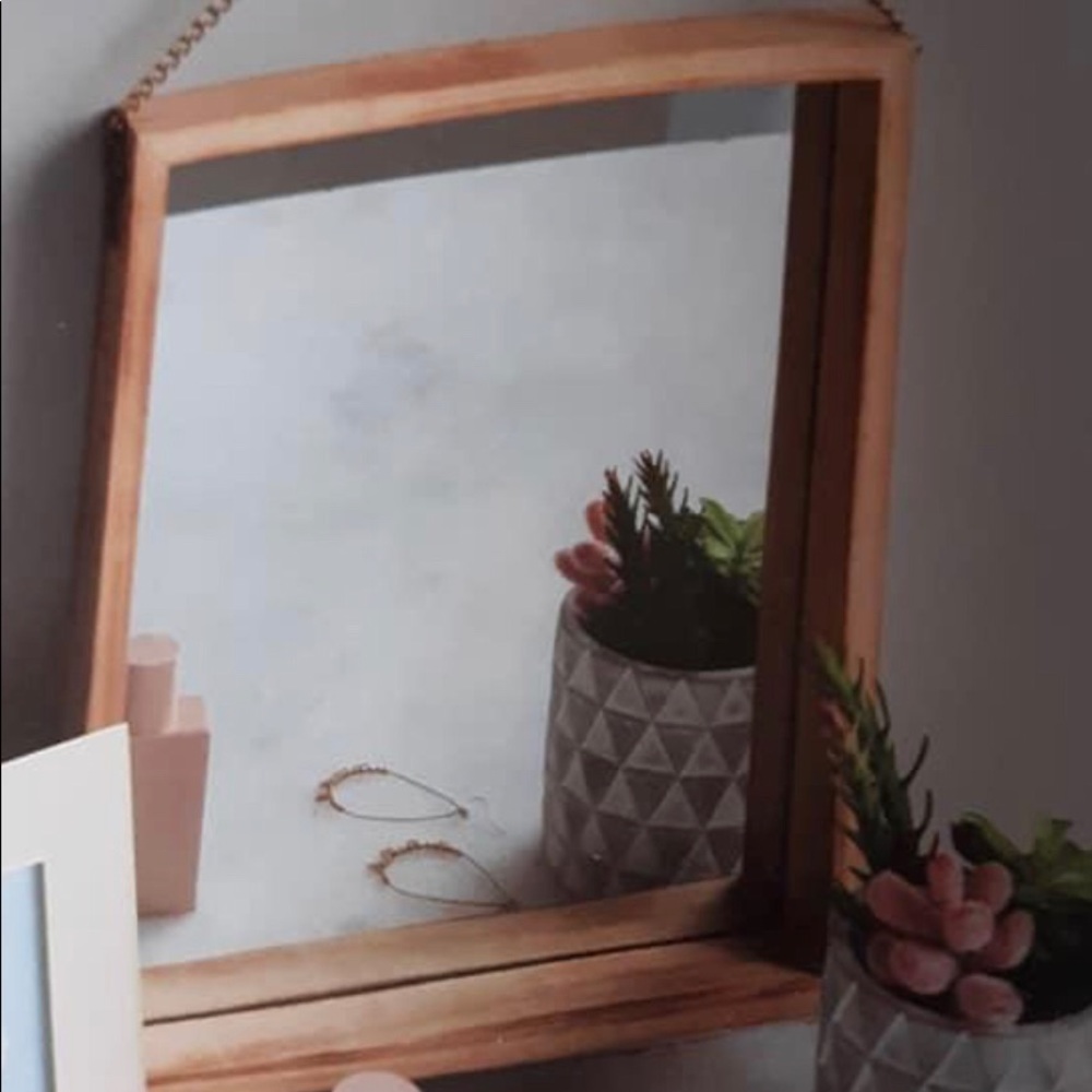 New in box hanging mirror or tray